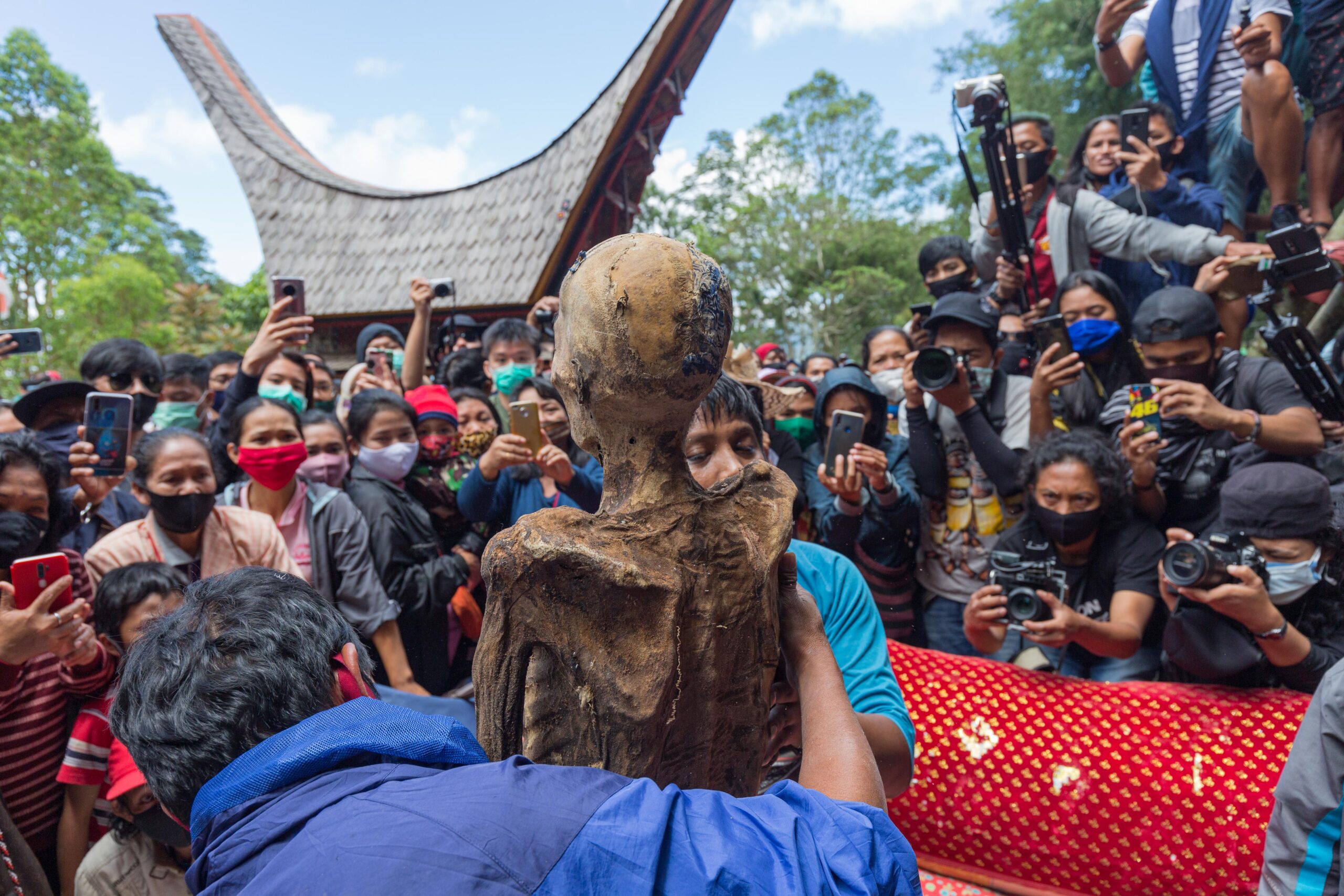 Ma'nene' Ritual Tana Toraja, Sulawesi Duniart Photography and